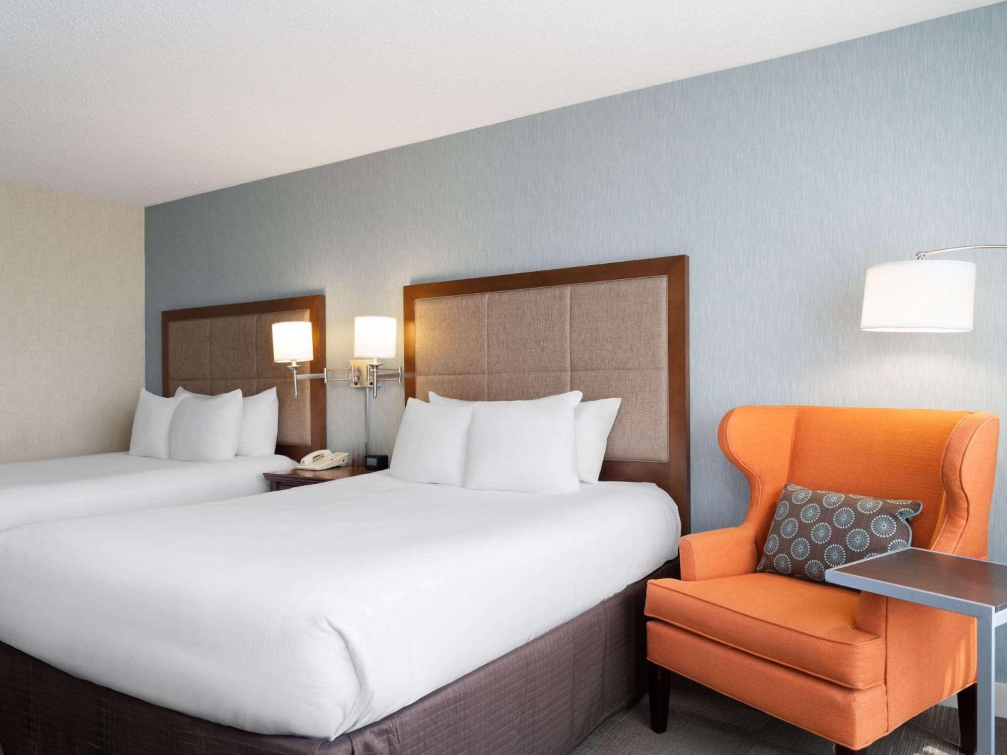 Queen Room with Two Queen Beds - Hearing Accessible/Non-Smoking
