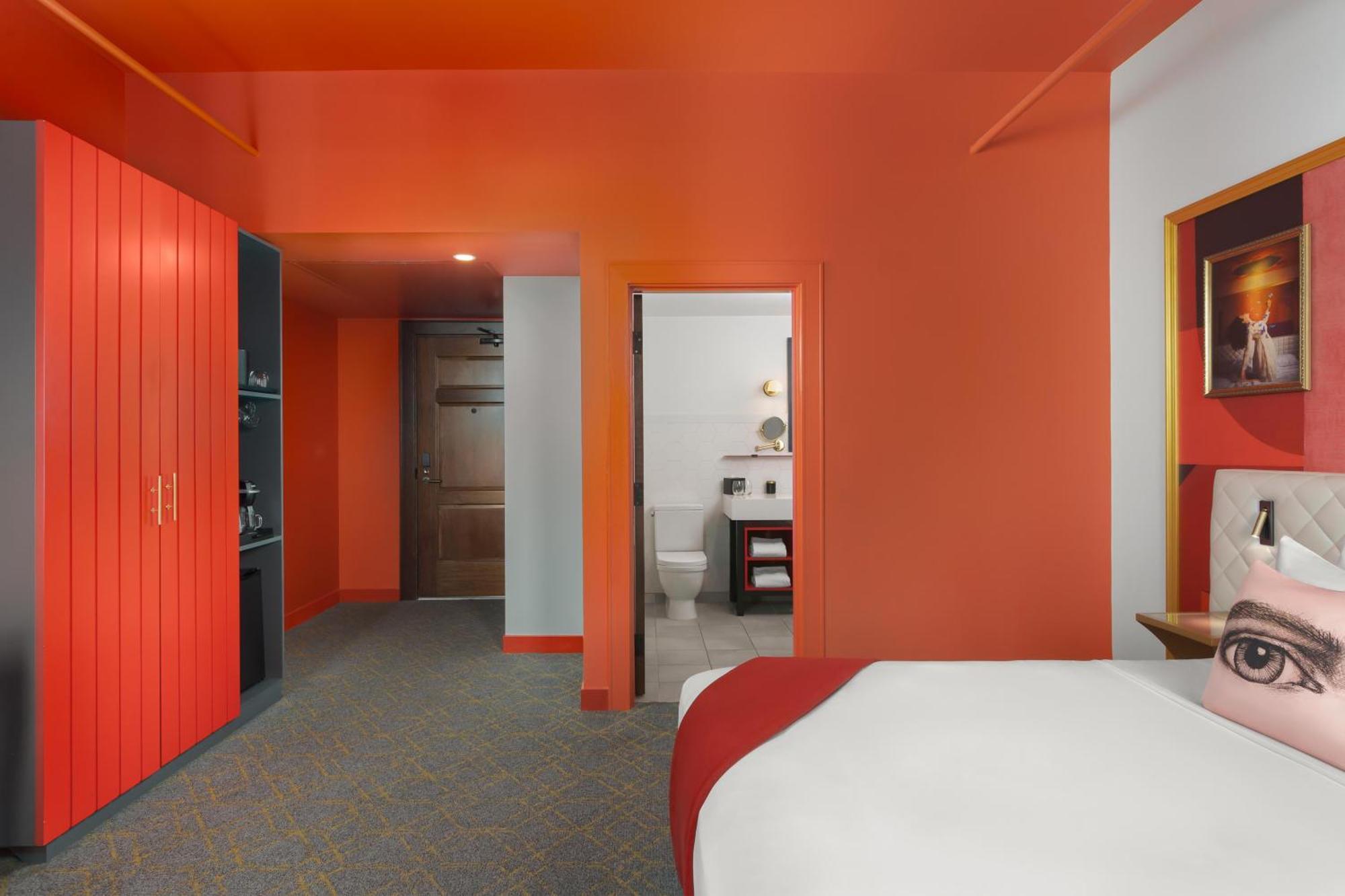 Red King Room