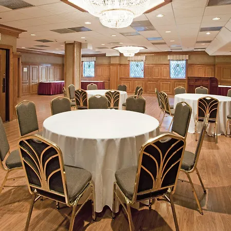 Clayton Plaza Hotel & Extended Stay-2